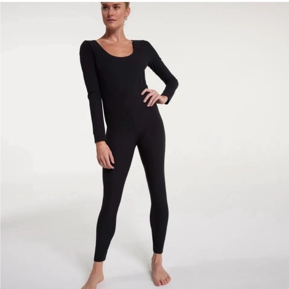 CALIA by Carrie Underwood Black Long Sleeve Jumpsuit